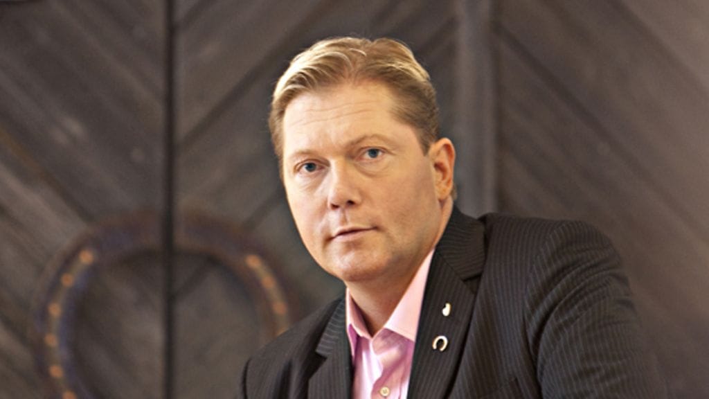 Vesa Keskisen isä ei halua puida kaksikon välejä muuta kuin sanomalla, että kyse on pitkäaikaisesta mykkäkoulusta.