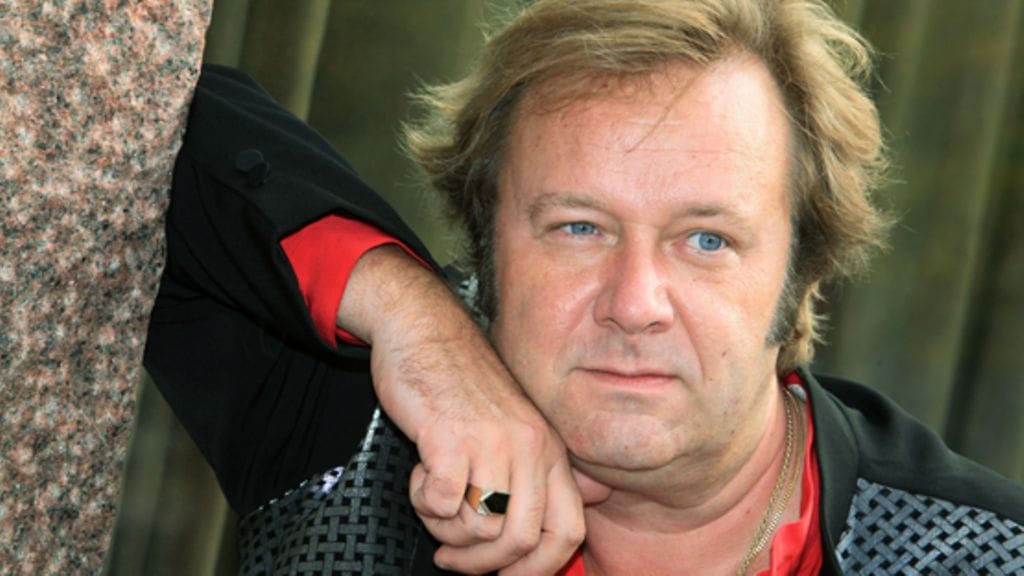 Laulaja Jorma Kääriäinen eroaa vaimostaan.