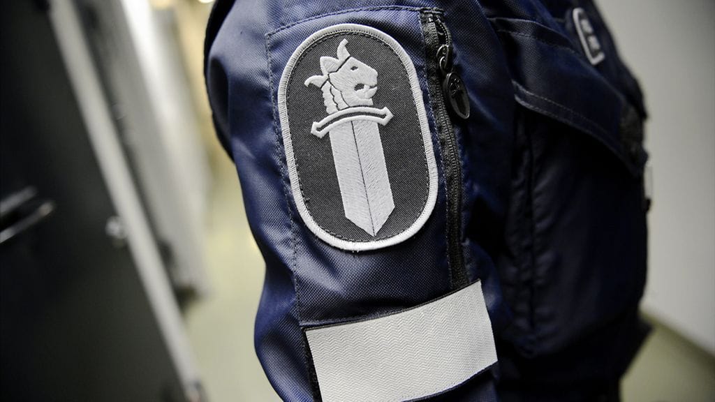 Vuonna 1959 syntynyt mies löytyi toissa sunnuntaina kuolleena Karemajantien varrelta.