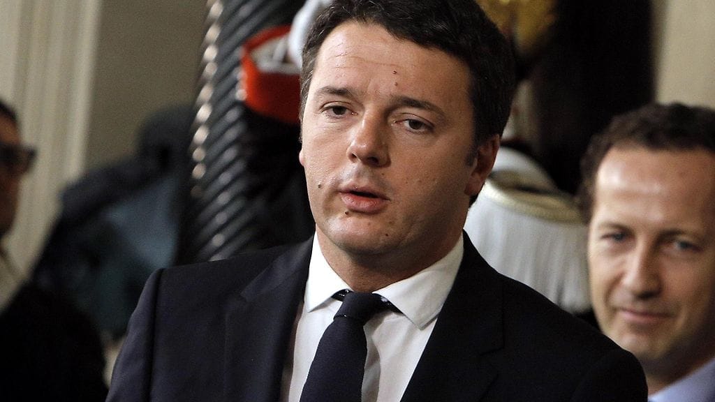 Perustuslakiuudistusta koskevasta kansanäänestyksestä on käytännössä muodostunut luottamusäänestys pääministeri Matteo Renzin asemasta.