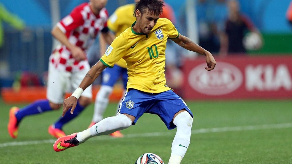Brasilia voitti MM-kisojen avausottelussa Kroatian. Kotijoukkueen Neymar iski kaksi maalia.