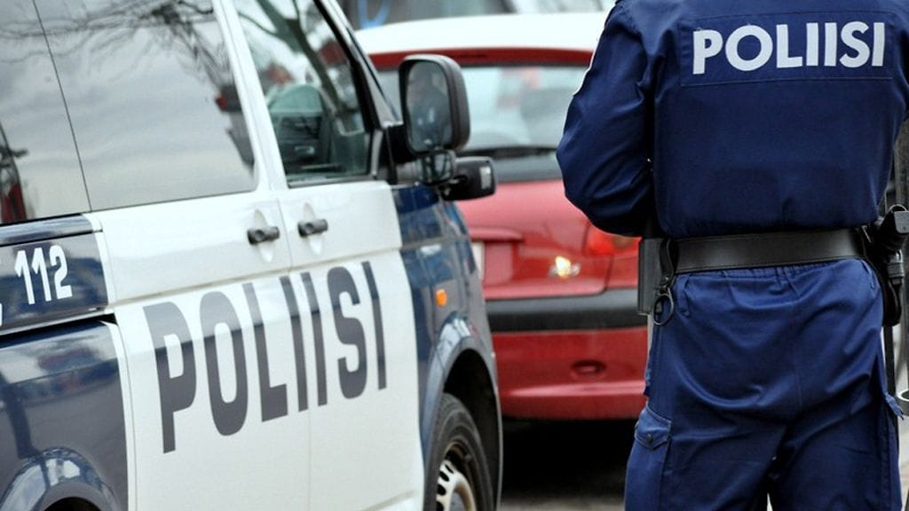 Naiskuski määrättiin ajokieltoon.