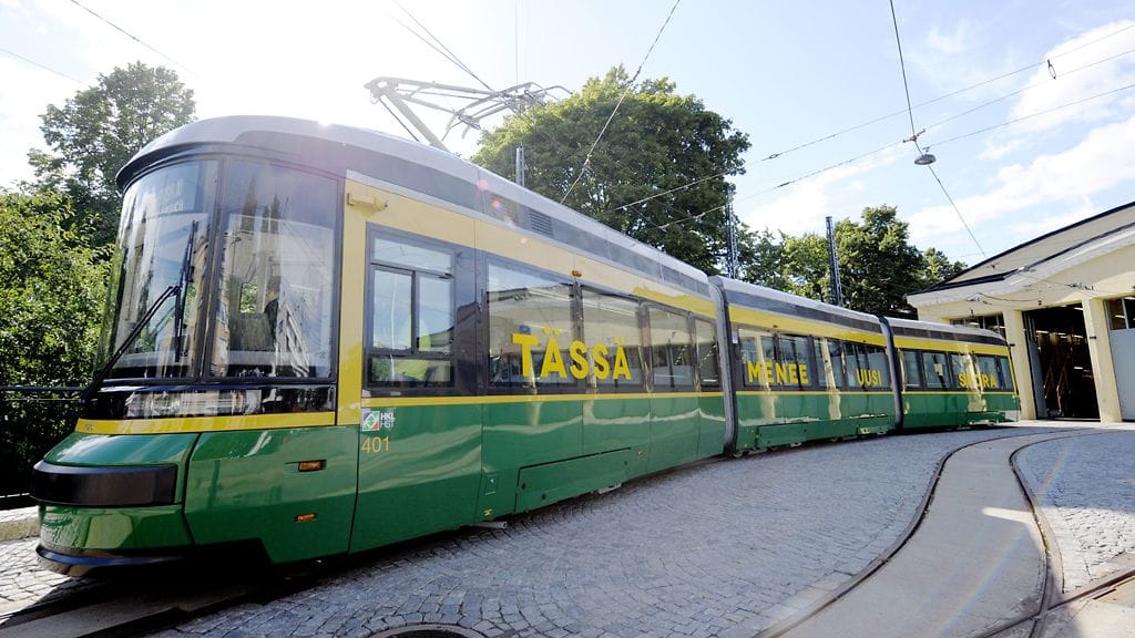 Kuvituskuva. Pyöräilijä on toimitettu jatkohoitoon.