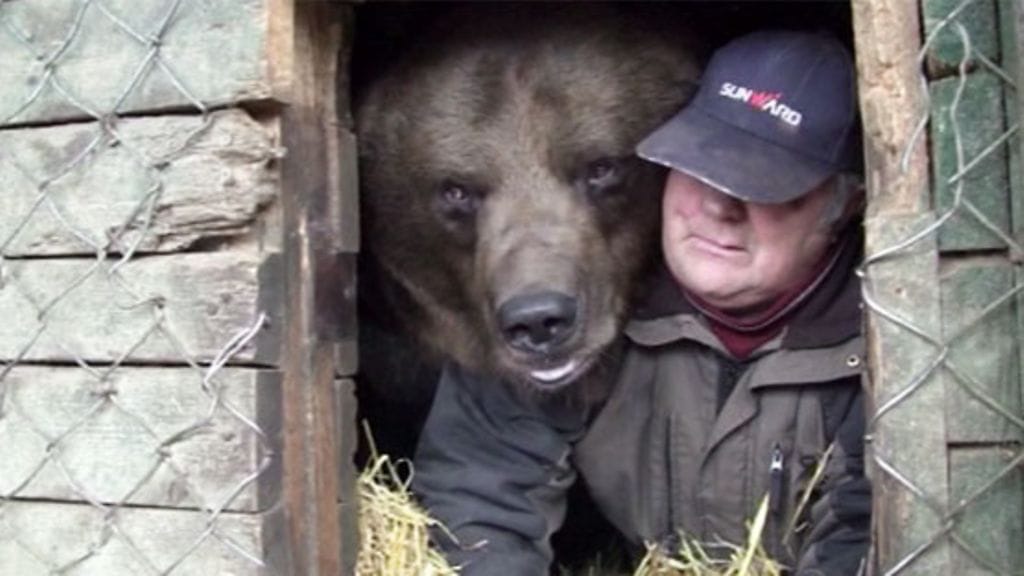 Juuso-karhu ja Sulo Karjalainen.