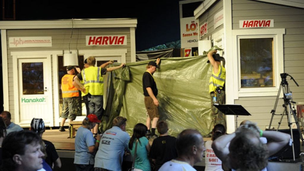 Saunapaikka ja uhrit peitettiin Löylyn MM-kisojen finaalissa Heinolassa lauantaina 7.elokuuta 2010.