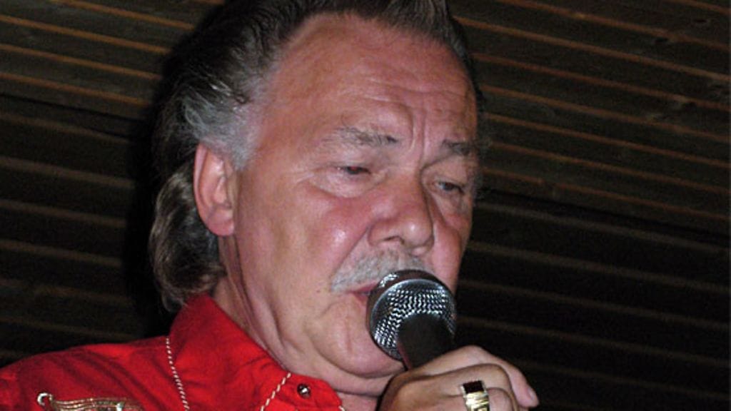 Kari Tapio Viimeiseen pisaraan -albumin julkistamistilaisuudessa Helsingissä 26. maaliskuuta 2009.