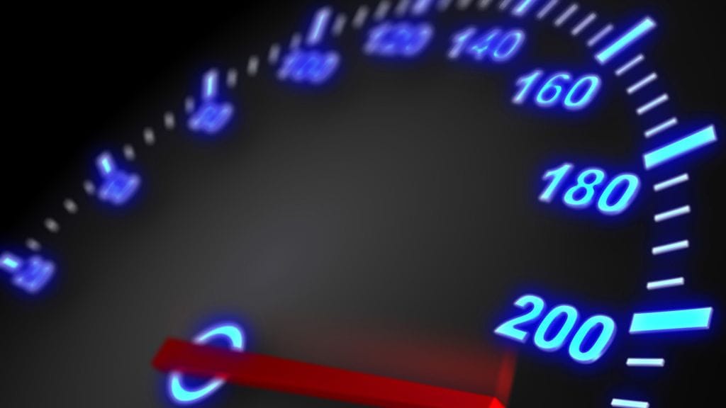 Muun muassa kahtasataa moottoritiellä Turussa kaahanneet moottoripyöräilijät jäivät poliisin haaviin viime yönä.