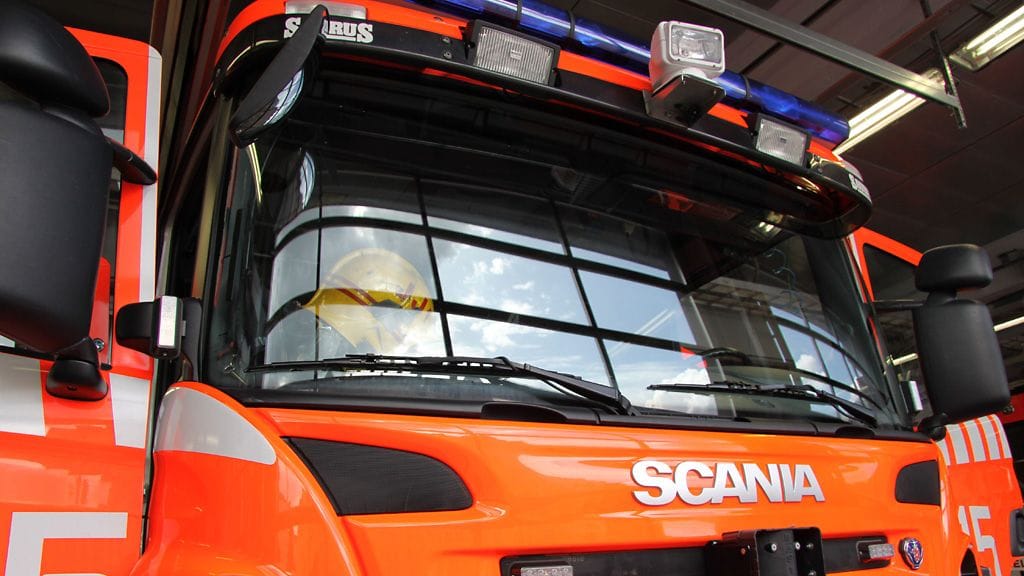 Tulipalosta aiheutuu pelastuslaitoksen arvion mukaan merkittävät taloudelliset vahingot.