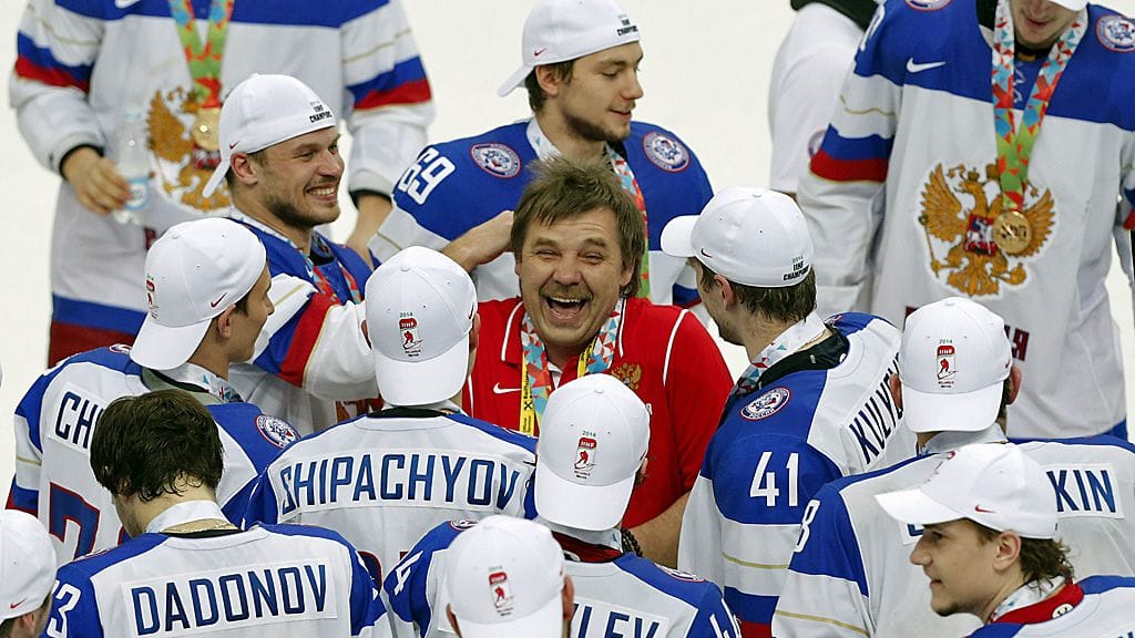 Oleg Znarok luotsasi Venäjän viime keväänä MM-kultaan. Miten käy tällä kertaa?