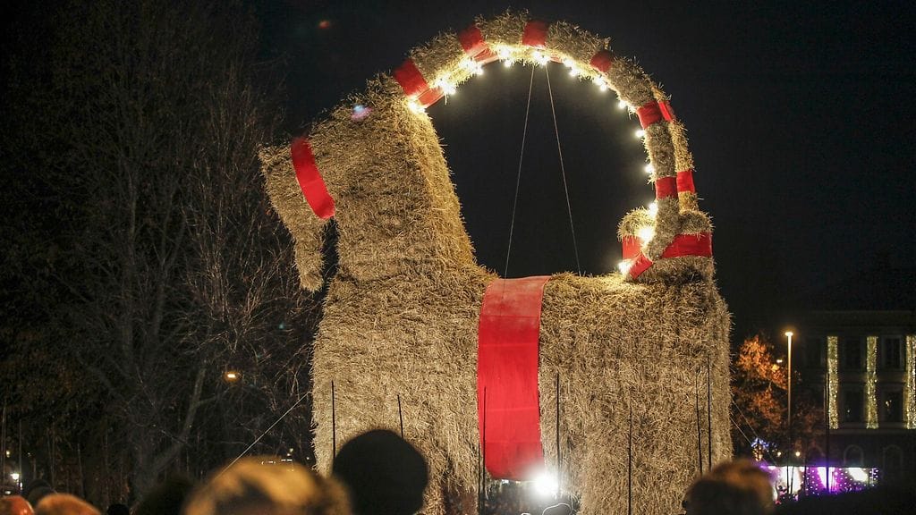 Gävlen olkipukki vuonna 2014. Kuvituskuva.