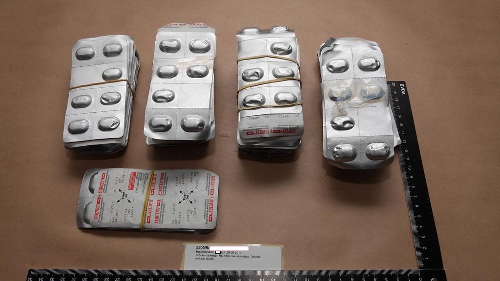 Subutex-tabletteja tuodaan Suomeen usein Ranskasta suuren hintaeron vuoksi. Kuvassa toiseen tapaukseen liittyvä takavarikko.
