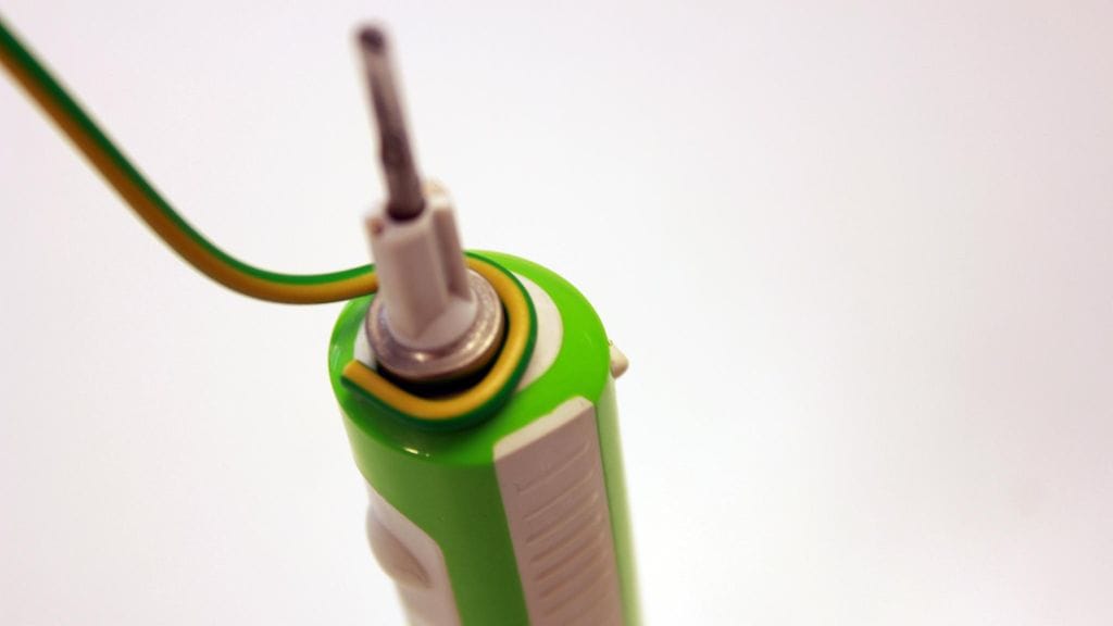 Hammasharjaniksi auttaa R-vikaan!