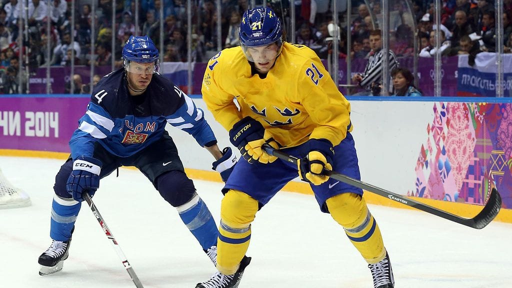 Loui Eriksson (oik.) oli Leijonien kiusana Sotshin olympialaisissa.