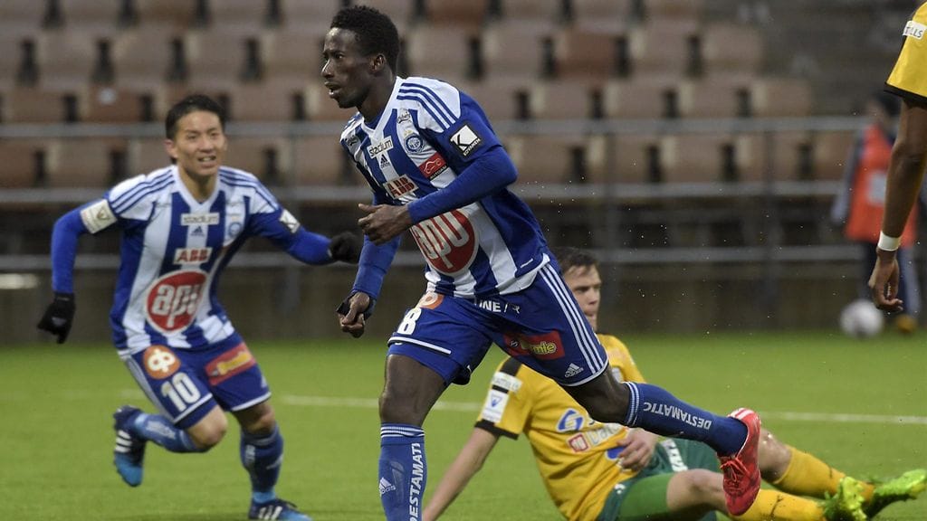 Onko Atomu Tanakalla tänään aihetta juhlaan?