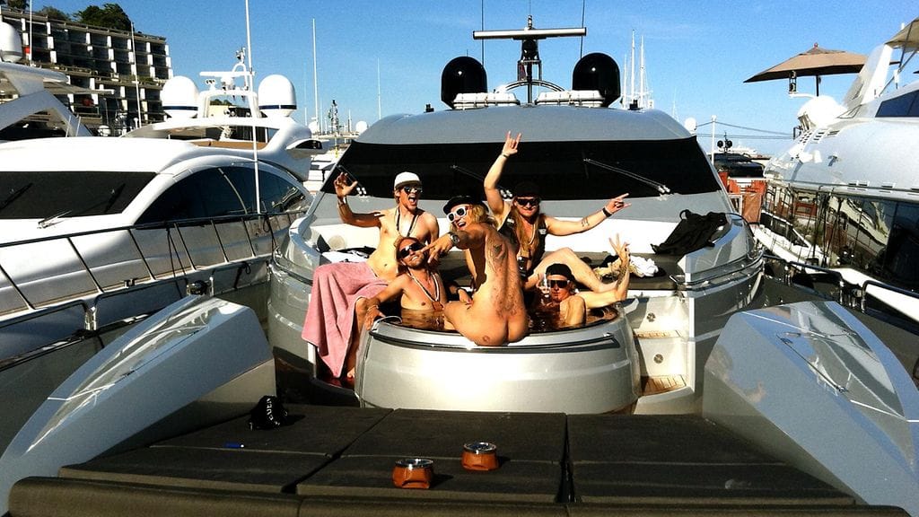 duudsonit tuli taloon 1. kausi