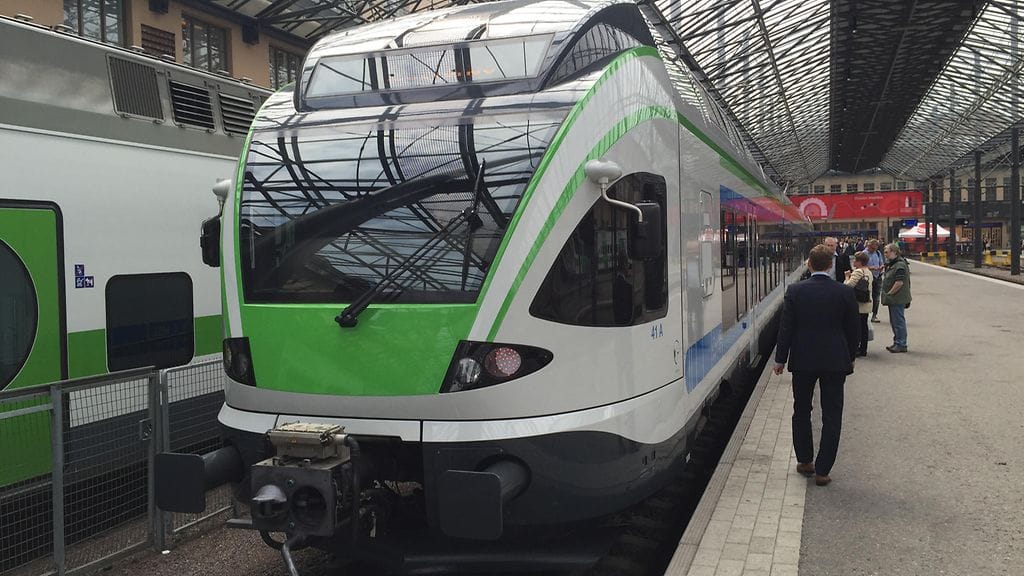 flirt, kehärata, juna, vr, lentokenttä