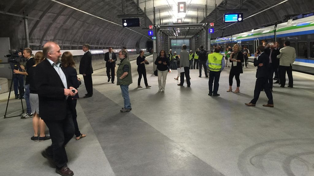 aviapolis, kehärata, juna, lentoasema