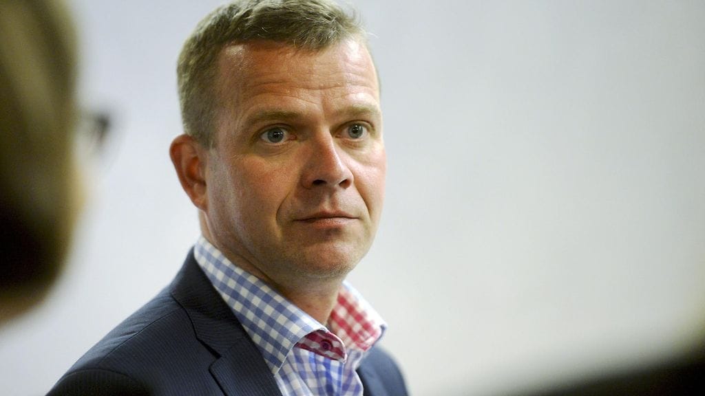 Sisäministeri Petteri Orpo (kok.) ei halua vielä arvioida, miten rahapeliyhtiöiden yhdistyminen vaikuttaa yhtiöiden henkilöstöön.