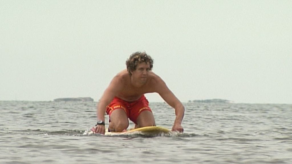 Keiran Quartly laudalla aalloilla