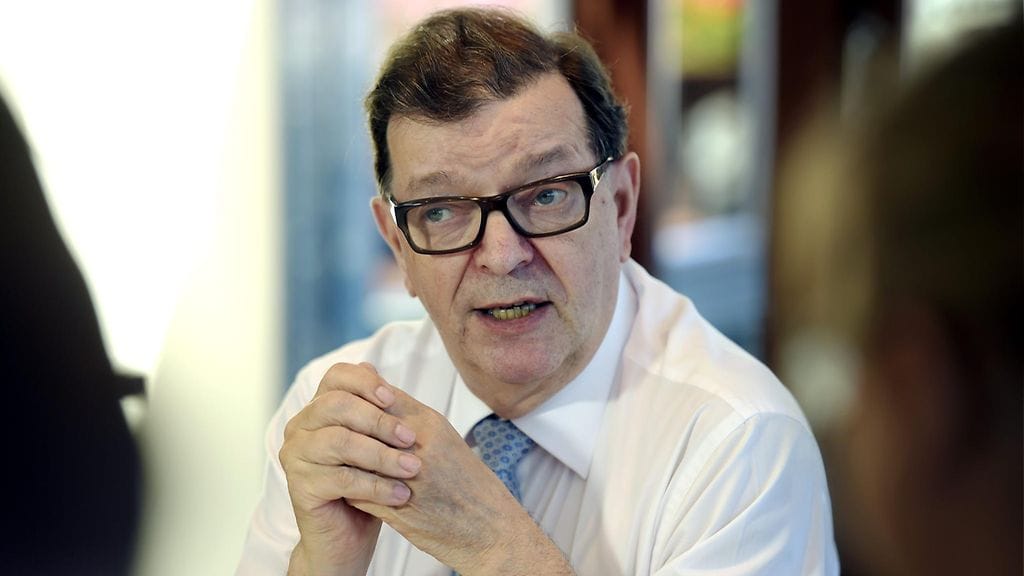 Väyrynen jatkaa EU-parlamentissa keskustan valtuuskunnan jäsenenä.