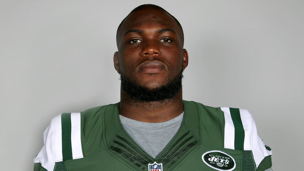 I.K. Enemkpali sai kenkää Jetsistä.