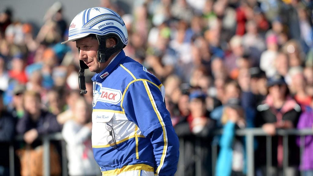 Muun muassa Jorma Kontio nähdään Teivon juhlaraveissa.