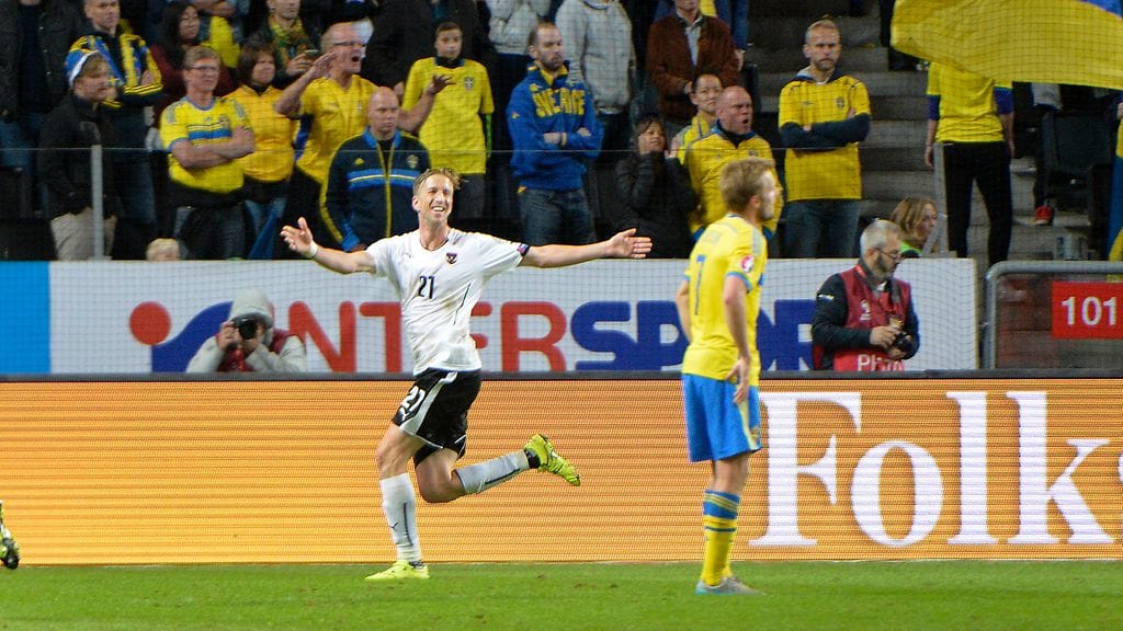 Itävallan Marc Janco juhlii 0-3-osumaa.