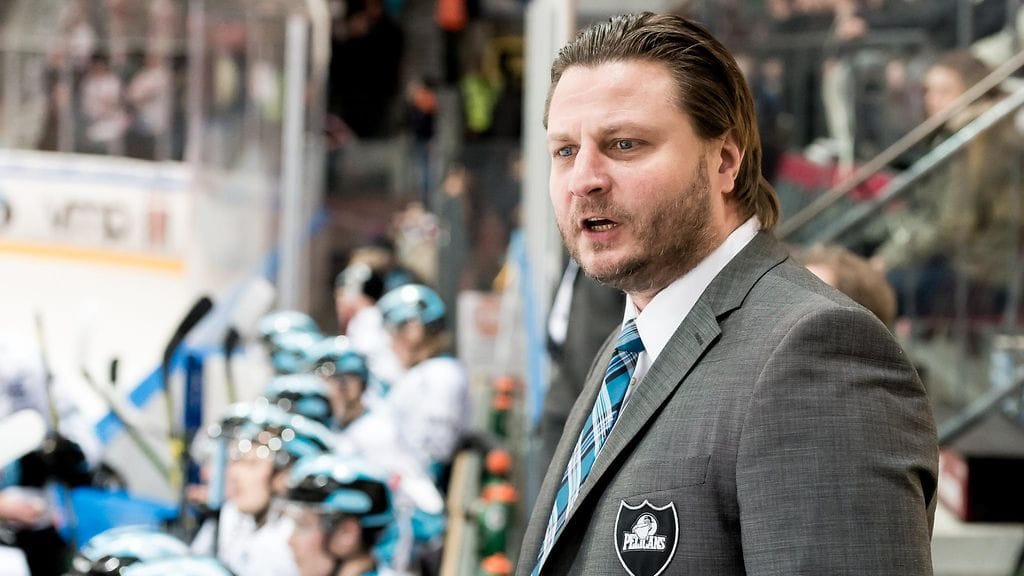 Pasi Nurmista syytetään vuonna 2012 tapahtuneesta pahoinpitelystä ja laittomasta uhkauksesta.