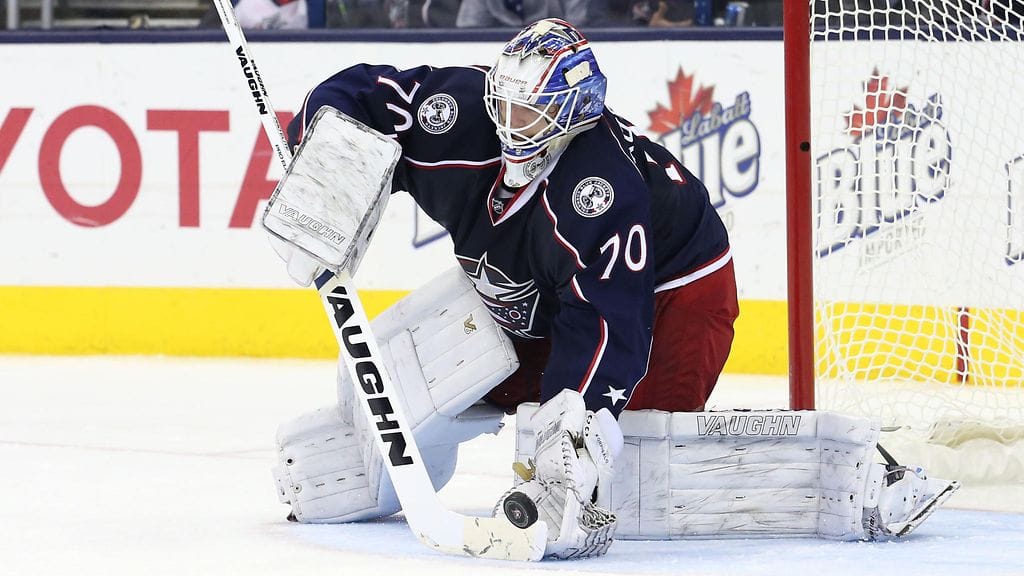 Joonas Korpisalo ja yksi 27:stä torjunnasta