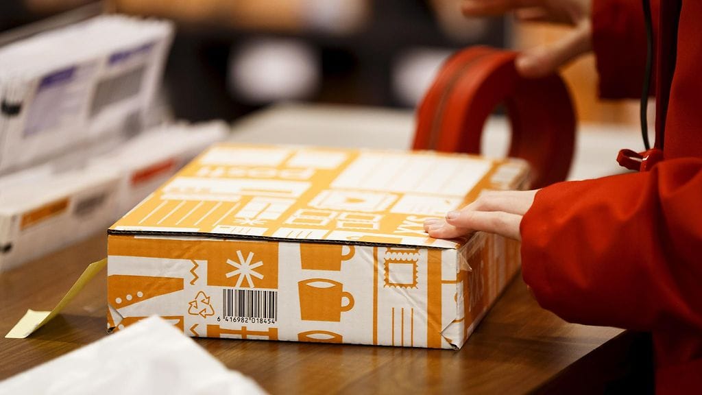 Posti on kuljettanut tänä vuonna yli 33 miljoonaa pakettia, mikä on 2,5 prosenttia enemmän kuin viime vuonna.