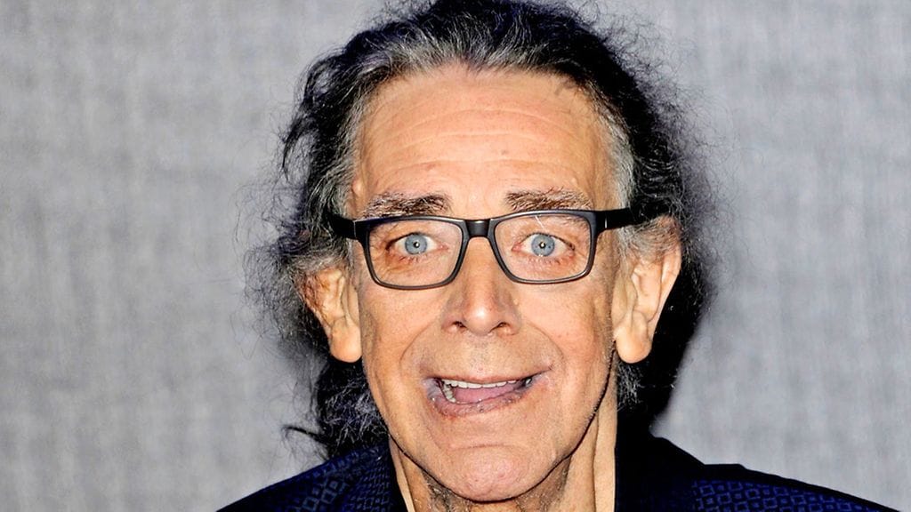 Peter Mayhew joutui leikkaukseen.
