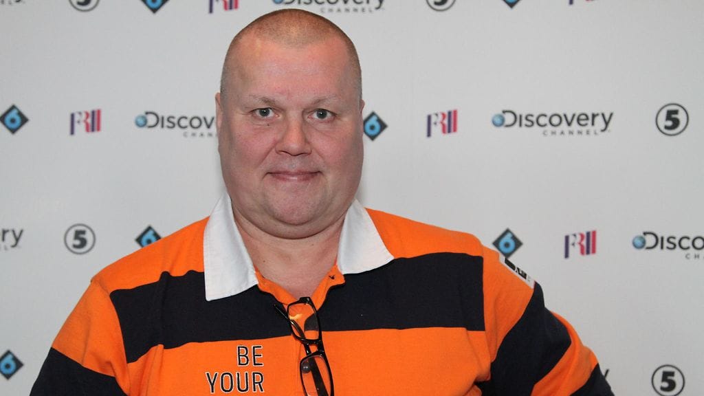 Timo Jutila kertoo oppineensa vaimoltaan Satu Mikkolalta puhumisen tärkeydestä.