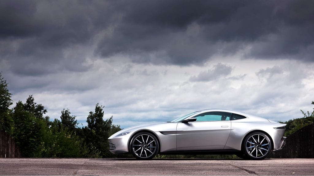 Aston Martin DB10