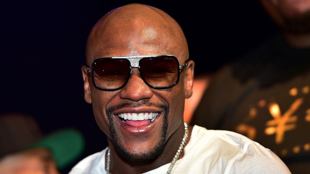 Floyd Mayweather juhlimassa Las Vegasissa.
