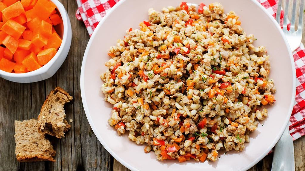 Suomalaiset voisivat syödä enemmän ohraa.