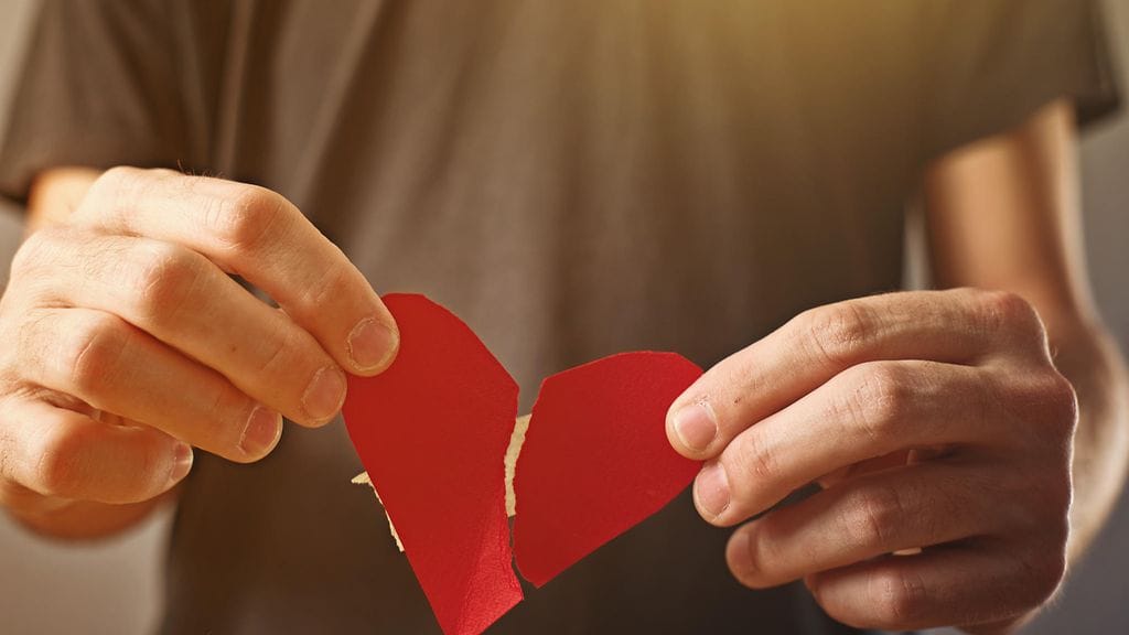 Sydänsurut tuntuvat ystävänpäivänä entistä kamalammilta. Kuvituskuva.