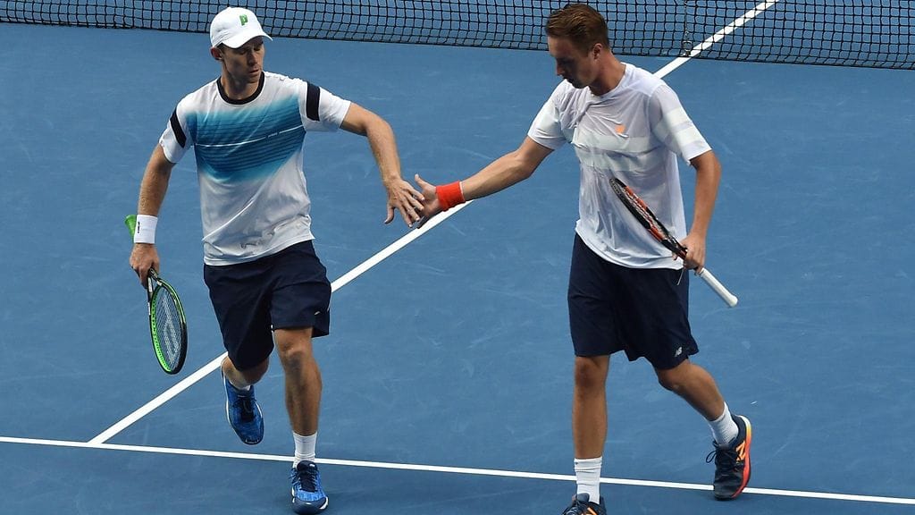 Henri Kontinen (oik.) ja John Peers.