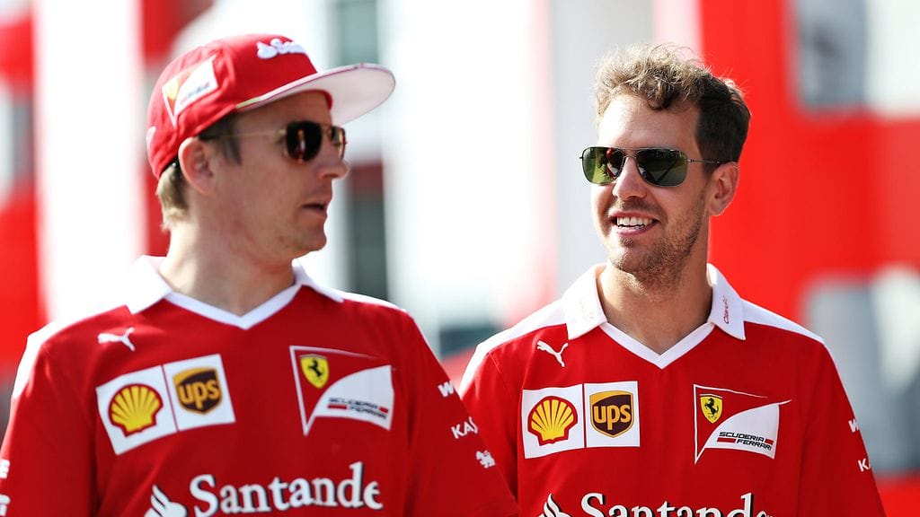 Kimi Räikkönen ja Sebastian Vettel hyökkäävät Singaporeen aggressiivisella rengastaktiikalla.