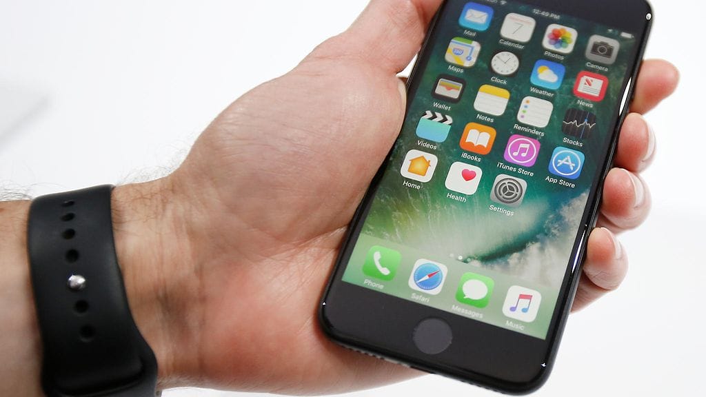 Nintendo ja Apple kertoivat eilen Applen iPhone 7 julkistuksen yhteydessä, että iPhone-laitteille julkaistaan Nintendon klassikkohahmoon Super Marioon perustuva peli.