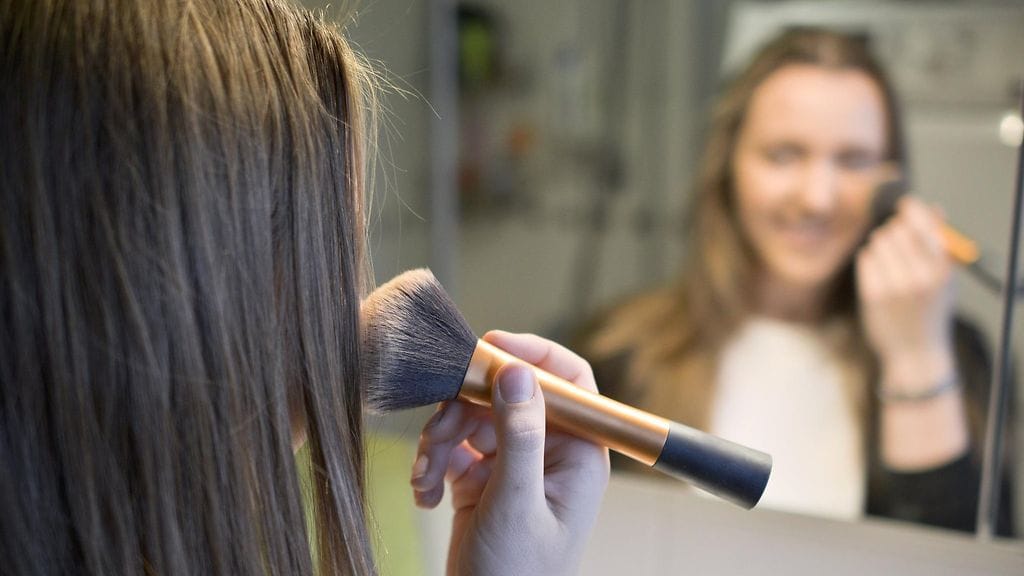 Koska olet viimeksi pessyt meikkisiveltimesi?