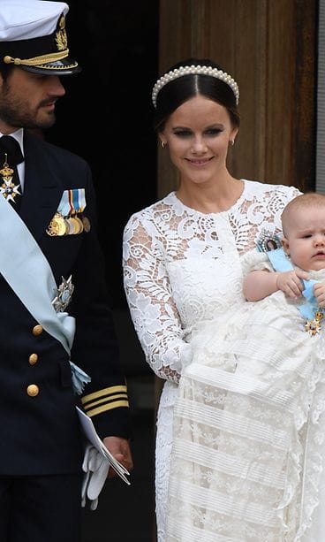 Alexanderin kastejuhla isä ja äiti