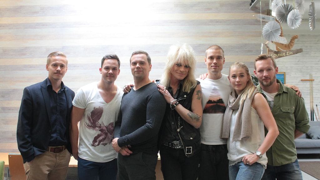 Michael Monroe Salkkareissa koko näyttelijäporukka