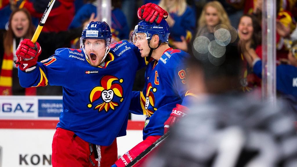 Tommi Huhtala ja Peter Regin olivat Jokereiden sankarit torstaina.