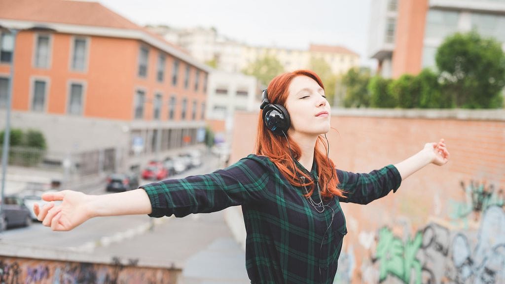 Harva nuori aikuinen elää yhteiskunnan asettamien aikuisuuden normien mukaisesti.