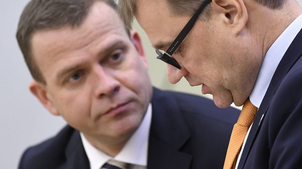 Orpon mukaan hallitus joutuu tekemään lisäleikkauksia, jos taloudessa ei tapahdu selvää käännettä ennen kevättä.