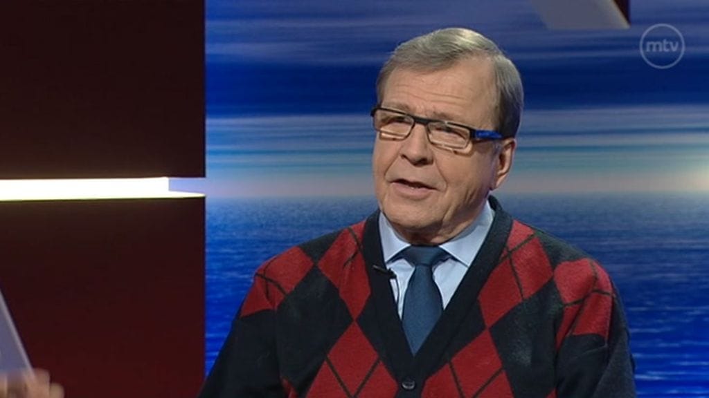 Arvi Lindin poismeno kirvoitti somessa useita muisteluita. Lindiä pidetään uutismaailman ikonina.