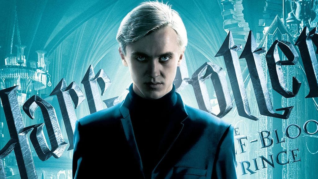 Draco Malfoy (Tom Felton) Harry Potter ja puoliverinen prinssi -elokuvan julisteessa.
