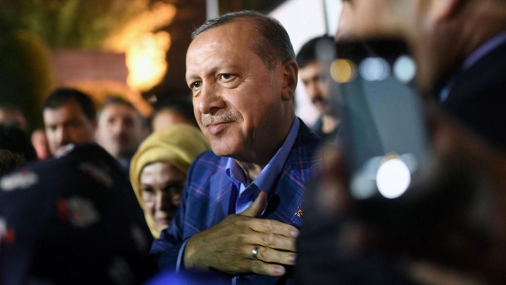 Sotilaiden vallankaappausyritys epäonnistui viime kesänä. Sen jälkeen presidentti Erdogan otti käyttöön kovemmat otteet.