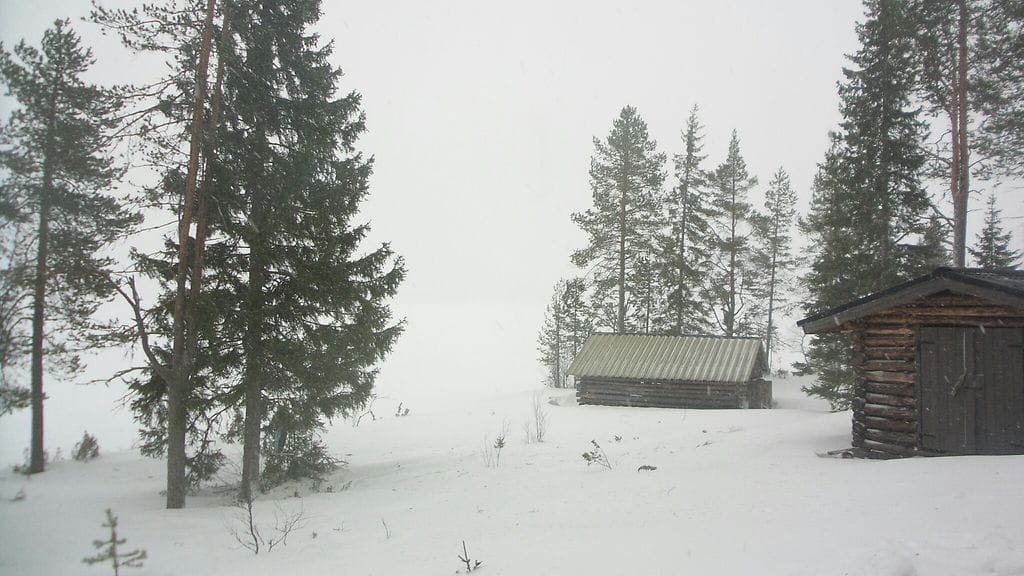 Tältä näytti tänään Posion Yli-Kitkalla. Kuvaajana lukijamme Eero Kela.