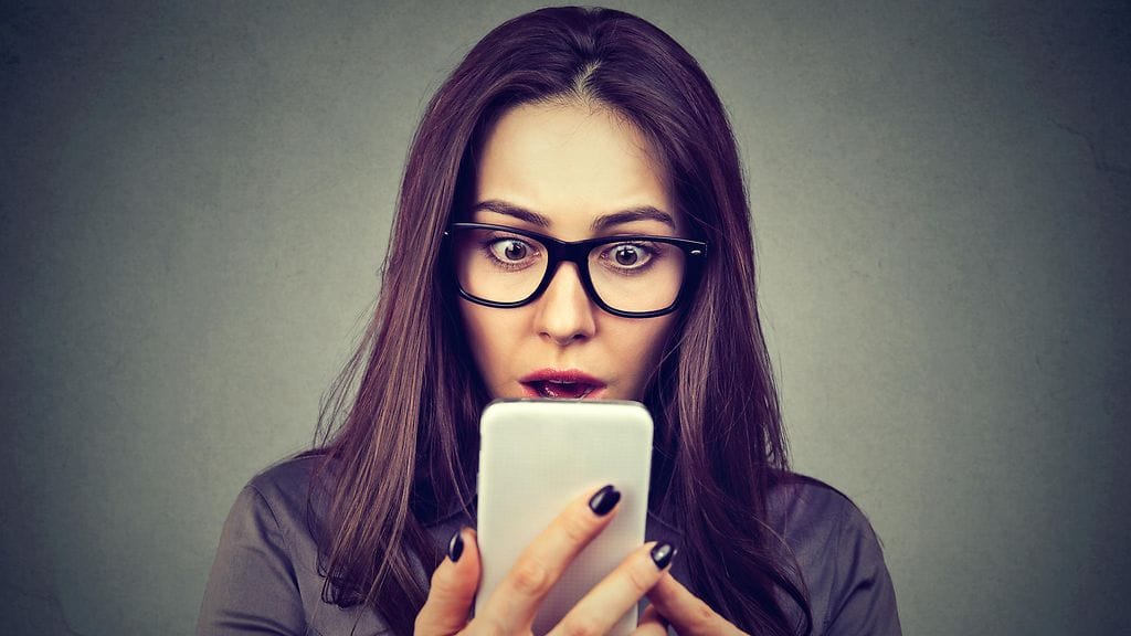 Siri lähetti viestin erään naisen ihastukselle. Kuvituskuva.